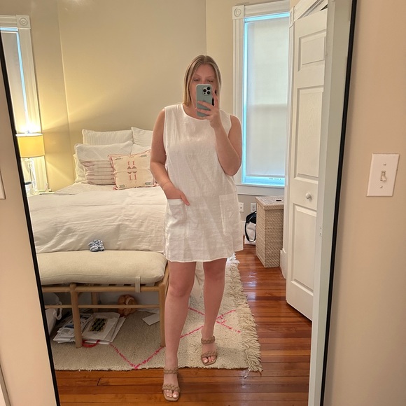 Reformation Linen Pocket Dress - Picture 1 of 3